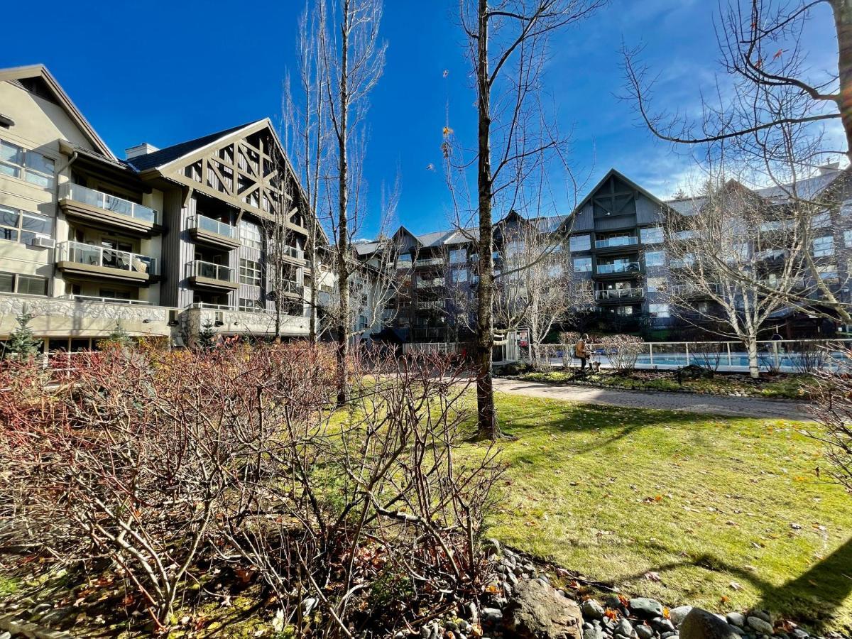 Best Ski In Ski Out Condo At Whistler Buitenkant foto